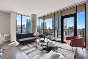 The new best Apartment @Rush & Division 2/2 By C9, Chicago